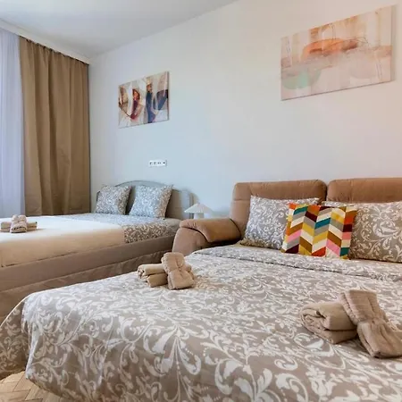 Old Town Gem - Astronomical Clock Apartamento *