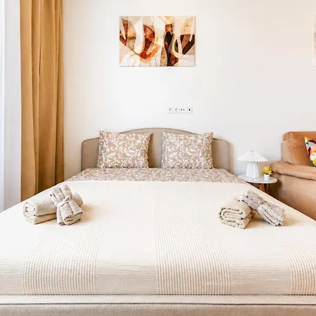 Old Town Gem - Astronomical Clock Apartamento