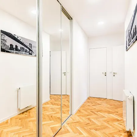 Old Town Gem - Astronomical Clock Apartamento *