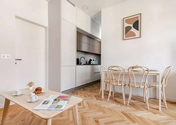 Old Town Gem - Astronomical Clock Apartament