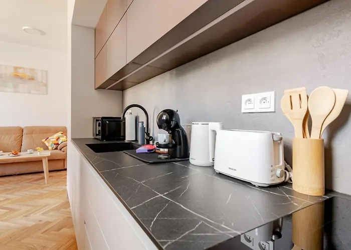 Old Town Gem - Astronomical Clock Apartament *